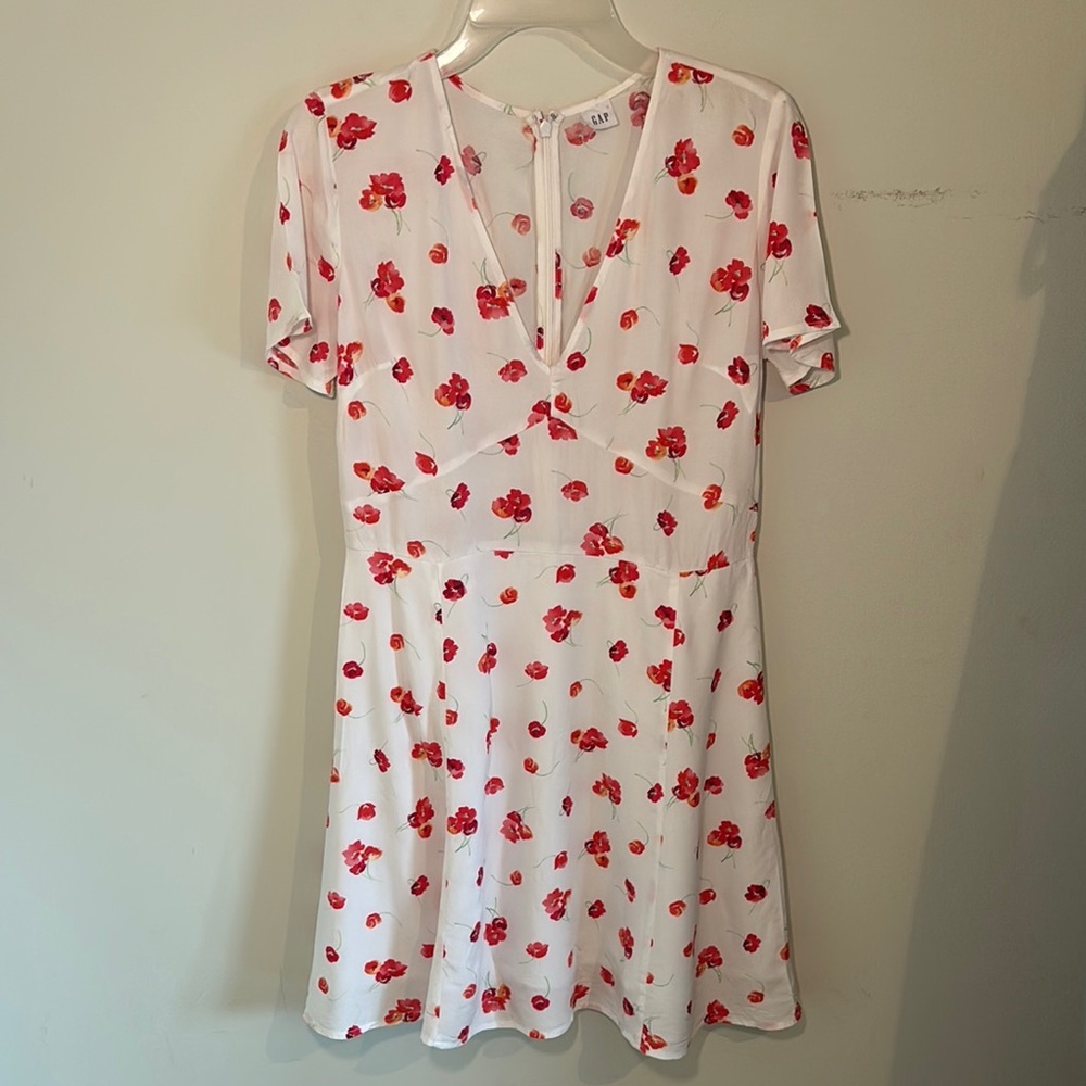 GAP White and Red Flutter Sleeve Sundress